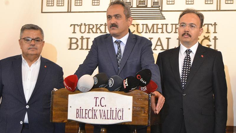 Milli Eğitim Bakanı Özer: İngilizce öğrenmeyle ilgili problemi artık ülkemizin gündeminden çıkarmak istiyoruz