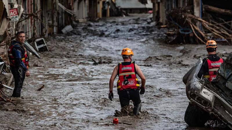 AFAD: Yağıştan etkilenen 13 ilde müdahale çalışmaları devam etmektedir