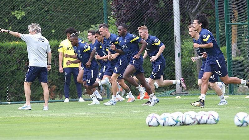 Fenerbahçe, Jesus yönetiminde sahaya indi