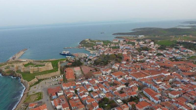 Bozcaada’ya yaz boyunca midibüs ve otobüs geçişleri yasaklandı