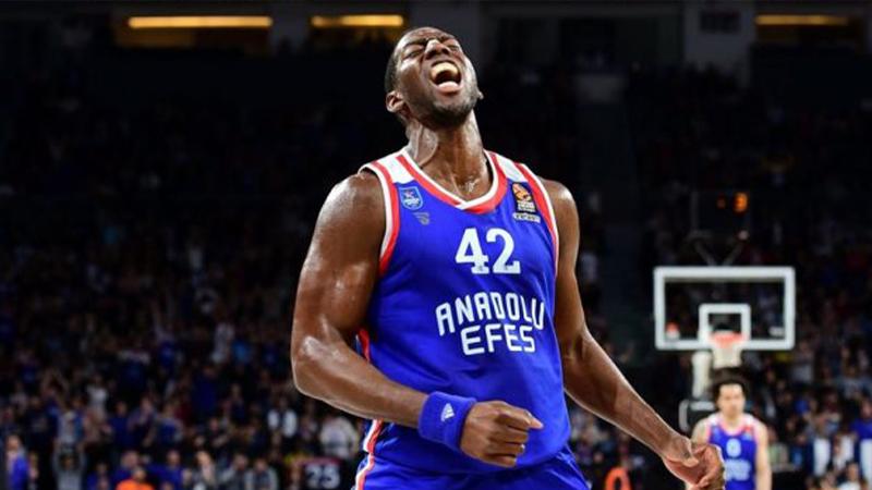 Anadolu Efes'ten Bryant Dunston kararı 