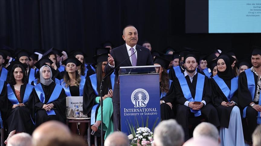 Bakan Çavuşoğlu: Dünya’nın teknoloji ile birlikte gelişebilmesi için ırkçılık, ayrımcılık ve islamofobiden kurtulması lazım