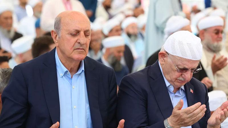 Diken yazarı Gültekin'den muhalefete "Mahmut Ustaosmanoğlu" tepkisi: Bu ikiyüzlü siyaset anlayışıyla nereye kadar devam edeceksiniz?