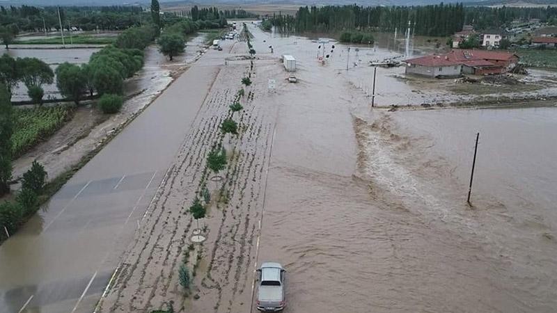 Bartın'da sel riski nedeniyle engelli ve hamile kamu çalışanlarına idari izin