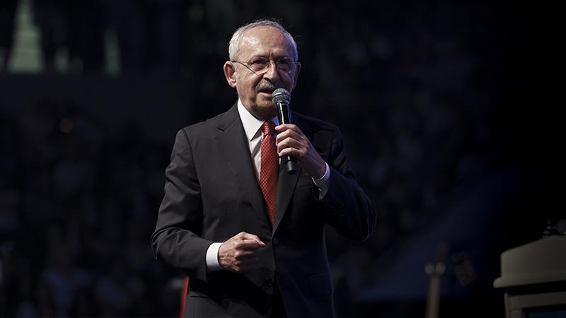 Kılıçdaroğlu: Şimdi sıra geldi Türkiye'ye; barışık, büyüyen, güzelleşen, itibarı olan bir Türkiye'yi yeniden inşa edeceğiz   