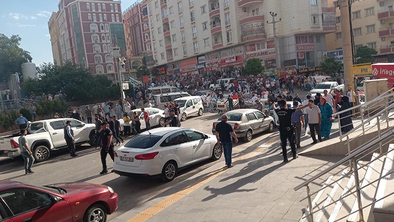 Mardin'de hastanenin yanındaki trafo patladı, hastalar tahliye edildi