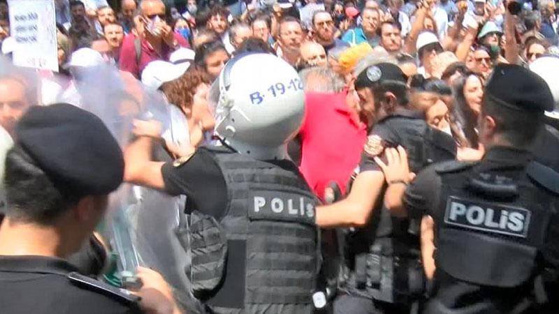 Sözcü yazarı Özdil: Şiddeti protesto edenlere şiddet gösteren zihniyeti, tıp bilimi tedavi edemez