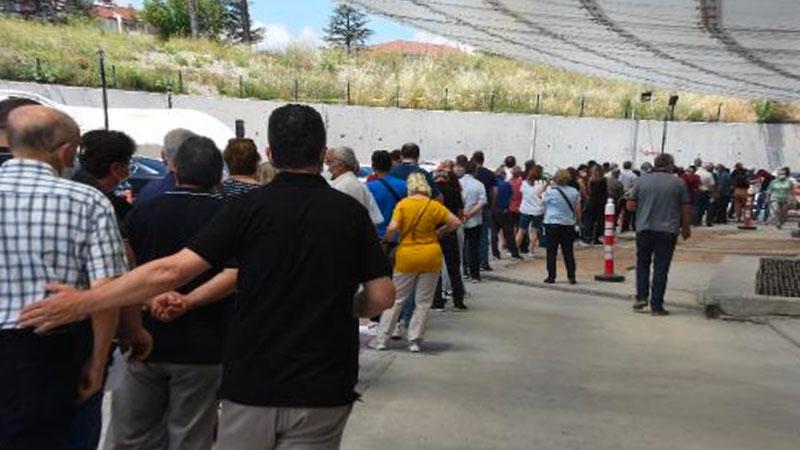 Eskişehir'de 'hatırlatma dozu' kuyruğu