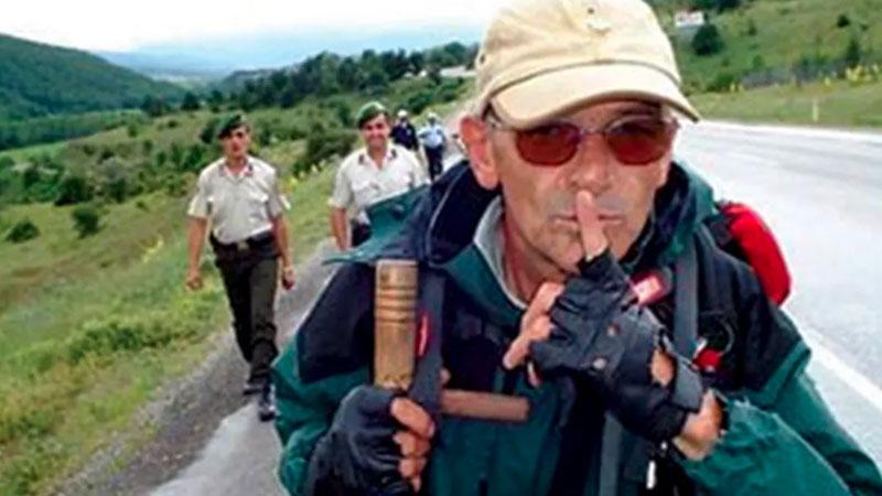 Kızı için İstanbul'dan Ankara'ya yürümüştü: Boray Uras yaşamını yitirdi