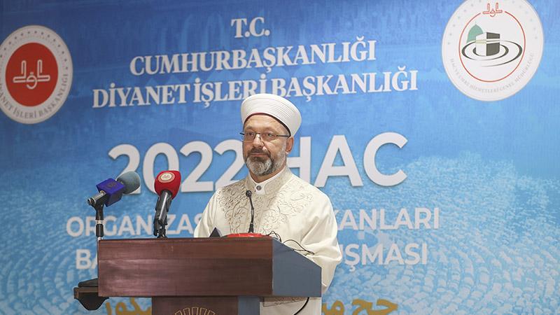 Diyanet İşleri Başkanı Erbaş: İslam ümmeti, dünyanın imreneceği bir bağlılığı ortaya koyabilir