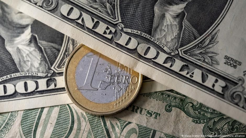 2002'den beri bir ilk: 1 euro 1 dolardan işlem gördü