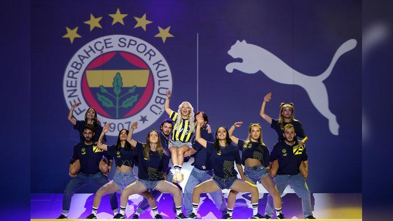 Fenerbahçe'den bir günde 25 milyon TL'lik forma satışı 