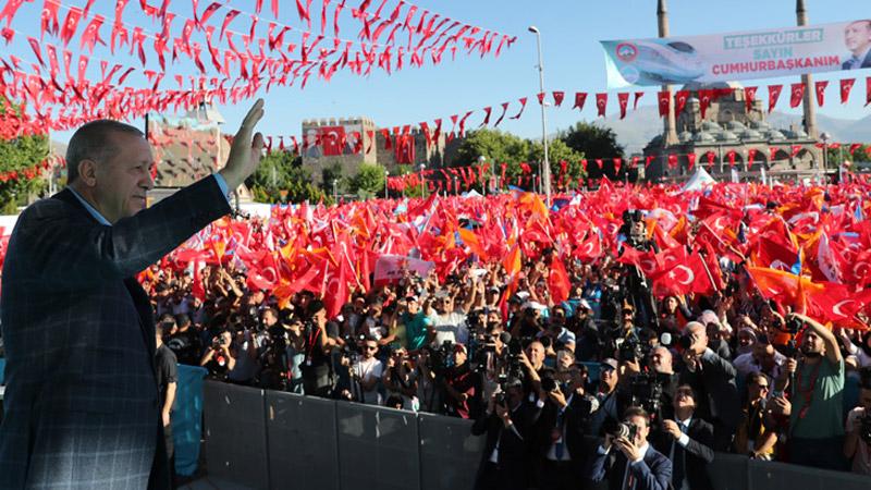 AKP'li Özcan: Cumhurbaşkanı seçimini en kötü ihtimal yüzde 53-54 bandında tamamlarız