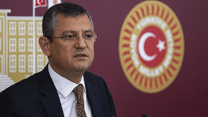 CHP'li Özel'den Erdoğan'ın 'Yunanistan' açıklamasına yanıt: 19 yıldır bu konuya duyarsız AKP, seçim senesi gelince bir gece ansızın gidebilirmiş; tıpış tıpış gideceksiniz