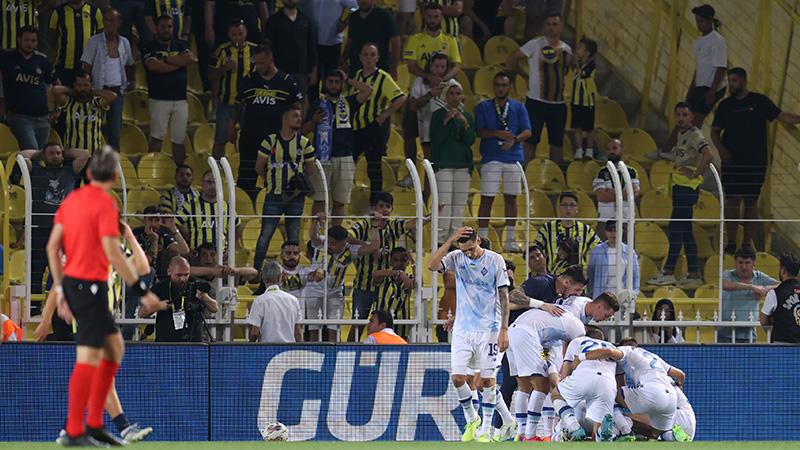 Dinamo Kiev maçından dolayı Fenerbahçe UEFA'dan ceza alır mı?