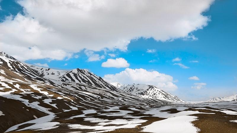 Dünya'daki buzullar, beklenenden daha hızlı bir şekilde eriyor