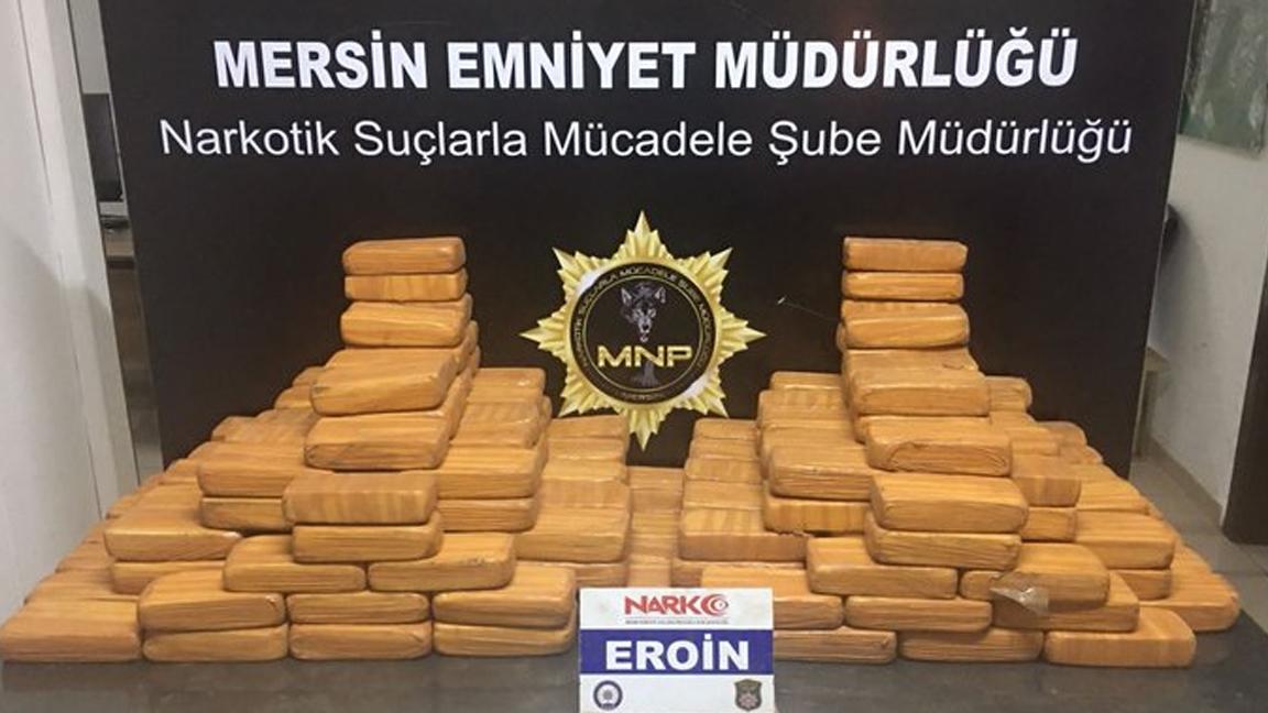 Bakan Soylu, Mersin'de 105 kilogram eroin ele geçirildiğini duyurdu