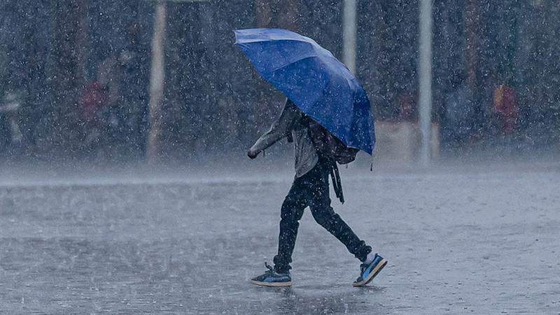 İstanbul Valisi: Ani sel ve su baskınına karşı dikkatli ve tedbirli olalım