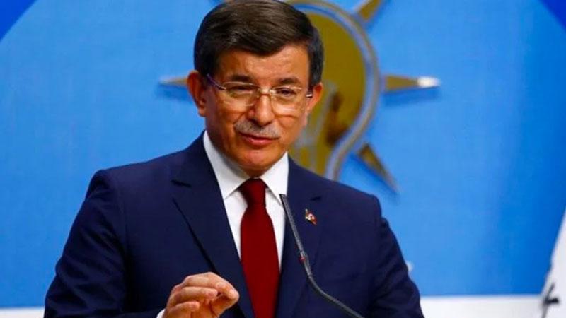 "Her yerde karşıma çıkarıyorlar" diyen Davutoğlu'ndan özeleştiri: AK Parti’den ayrılırken yaptığım konuşmayı yapmazdım, hata yaptım