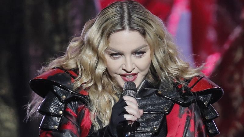 Madonna, geçmişteki bir sahnesini anlattı: Sahneden inince menajerim, 'Kariyerin bitti' dedi