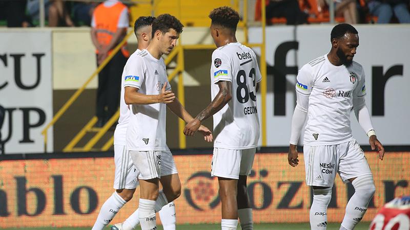 Salih Uçan: Beşiktaş gibi bir takım 3-0'dan maç vermemeli