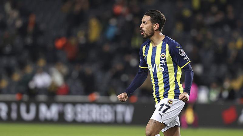 Fenerbahçe'ye iki yıldızdan iyi haber