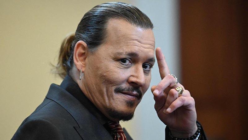 Johnny Depp, 25 yıl sonra yeniden yönetmen koltuğunda