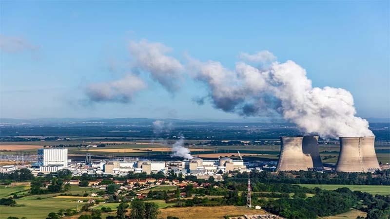 Zaporijya nükleer tesisi