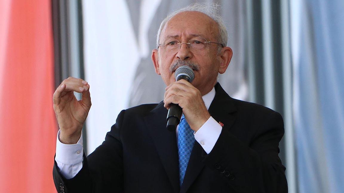 Kılıçdaroğlu: Vatandaş sanıyor ki bizim de faizimiz düştü; taksicinin, esnafın, sanayicisinin, hiç kimsenin faizi düşmedi