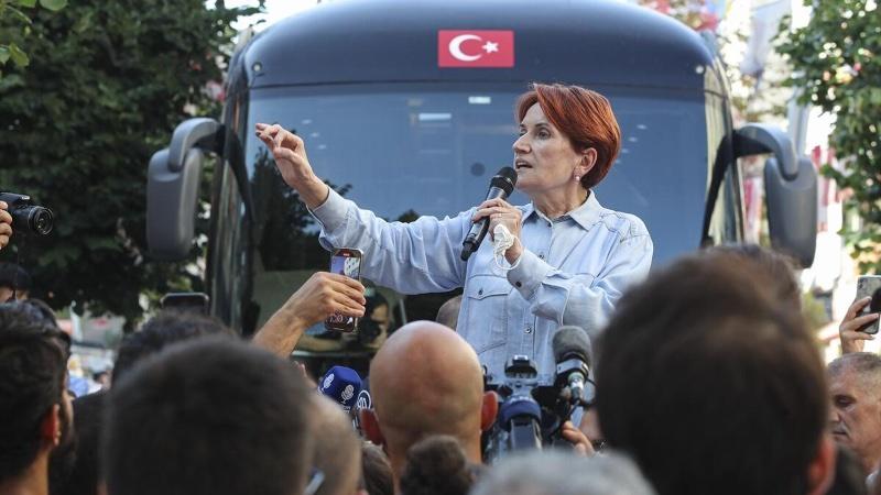 Meral Akşener: Arkadaş ben neyim ya; ben hangisiyim karar verin!