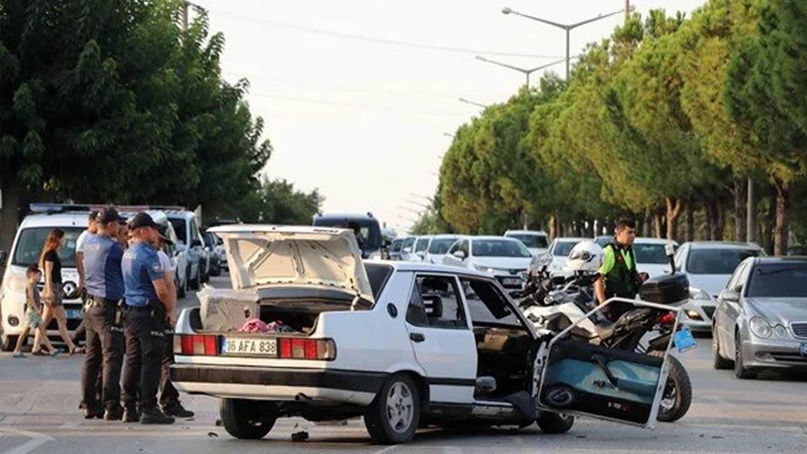 Polis aracı ile otomobil çarpıştı: 9 yaralı