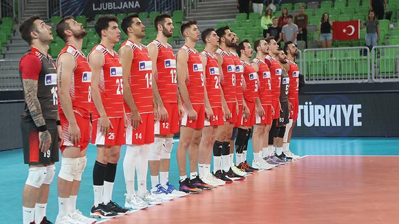 A Milli Erkek Voleybol Takımı Dünya Şampiyonası'nda ilk kez gruptan çıktı, son 16'ya kaldı!