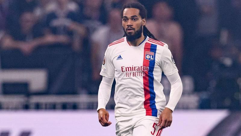 Lyon'dan ayrılan Denayer, Galatasaray forması giymişti.