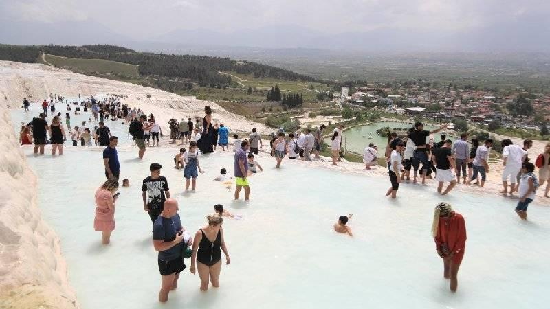 Pamukkale’de ziyaretçi sayısı yüzde 64 arttı 