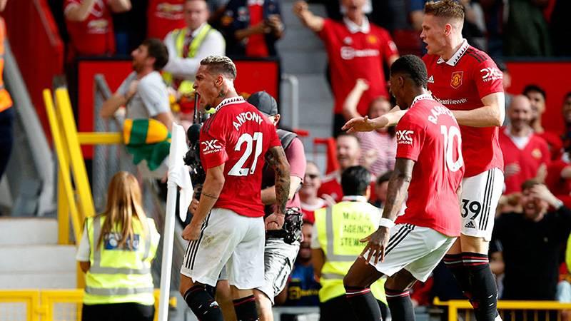 Manchester United, Arsenal'a Premier Lig'deki ilk yenilgisini tattırdı