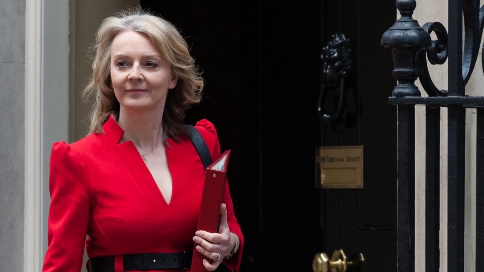 Eski Britanya Başbakanı Liz Truss'ın telefonunun hacklendiği iddia edildi; "Yabancı yetkililerle yazışmaları sızdırıldı"