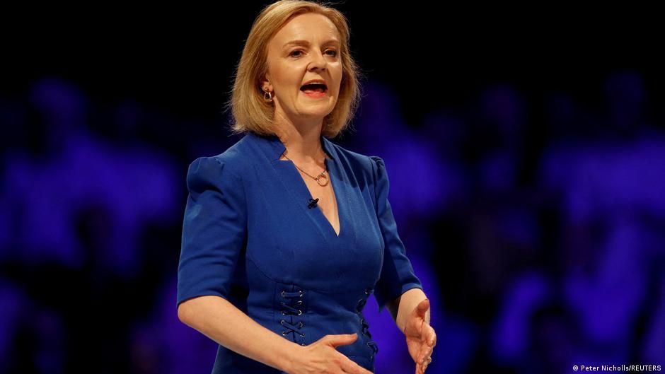 Liz Truss: Demir Lady Thatcher'in izinde