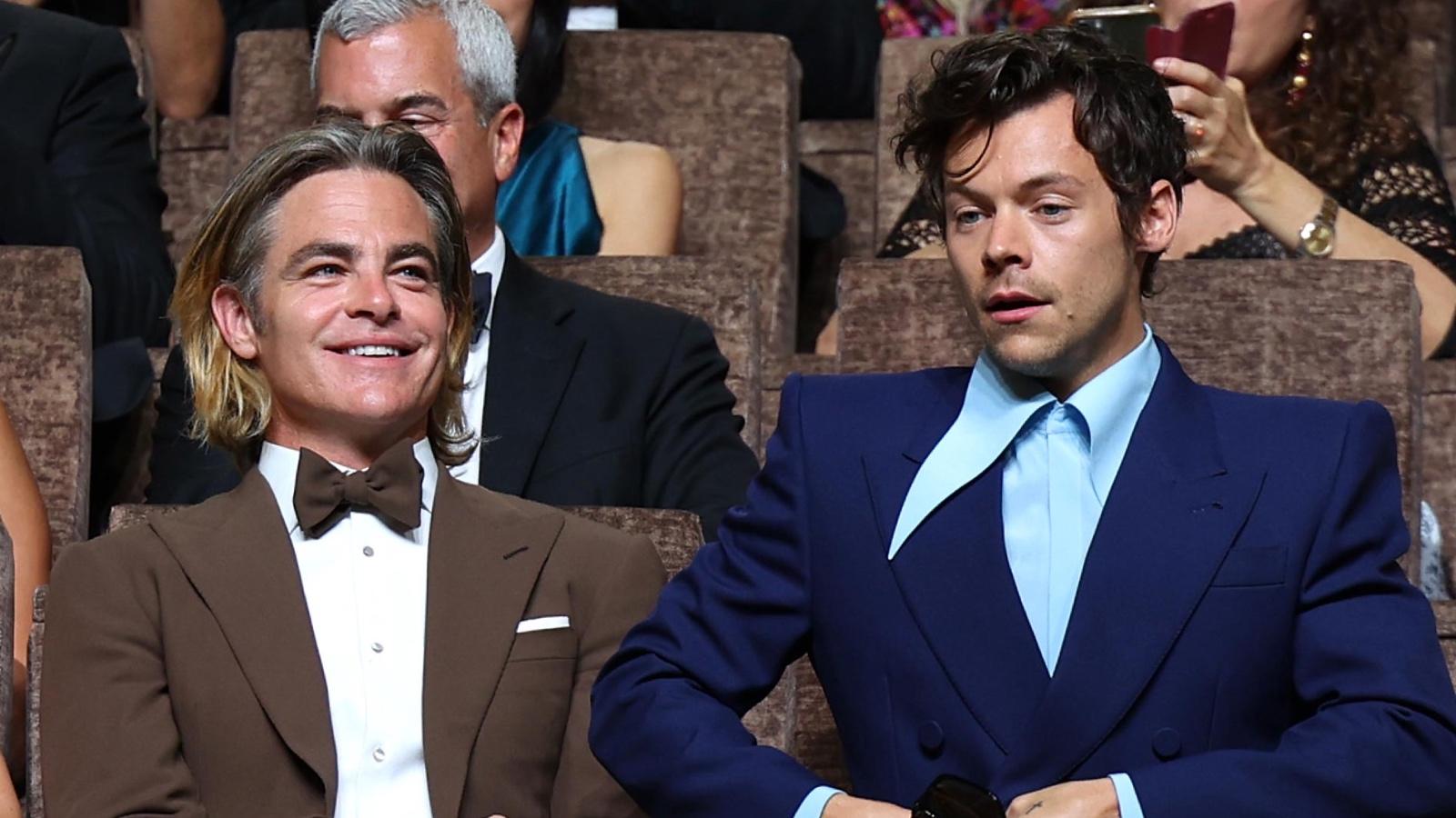 Harry Styles dedikoduları tiye aldı: Chris Pine'a tükürmek için Venedik'e gittim