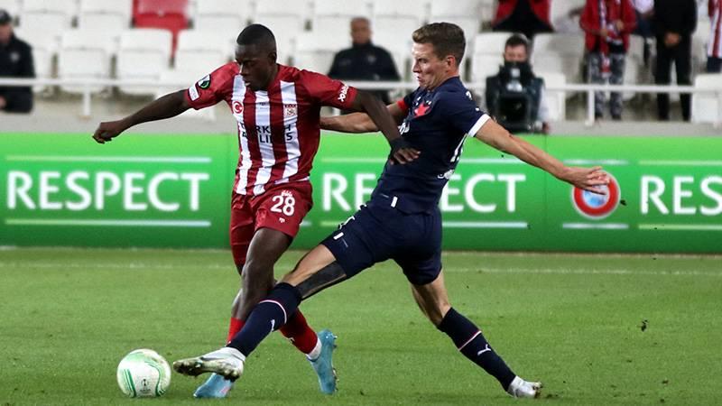 Sivasspor, Konferans Ligi'ne puanla başladı