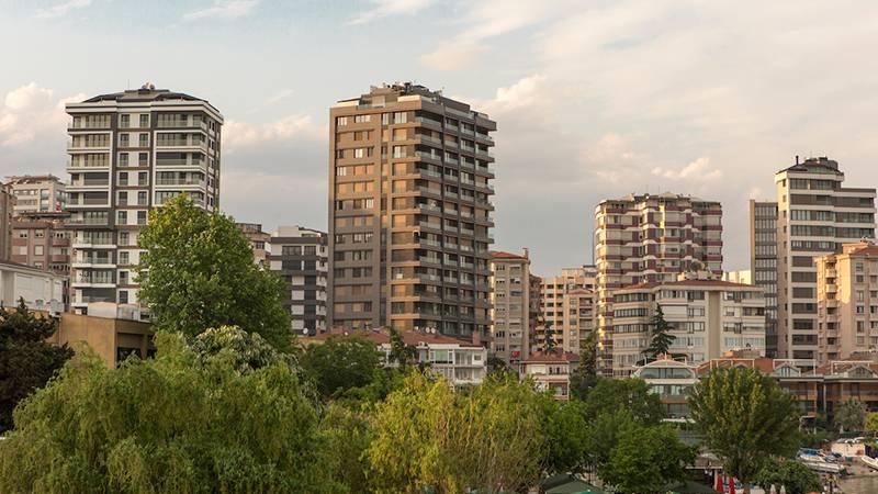 Sektör temsilcilerinden emlak değerlendirmesi: Yetkisiz emlakçılar, mal sahiplerini yanıltacak şekilde fiyatları yükseltiyor