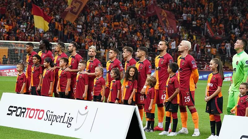 Galatasaray'da üç yıldızın zamlı maaşları belli oldu