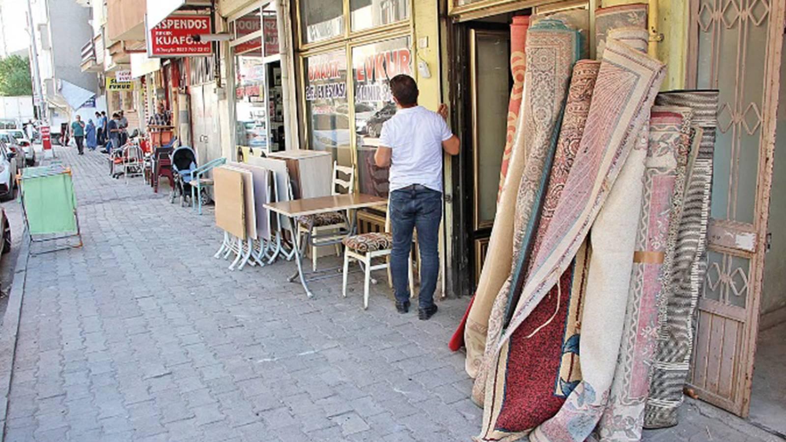 Sıfır eşya öğrenci için hayal oldu; "Spotçudan ev kurma bedeli önceki yıllara göre üçe katlandı"