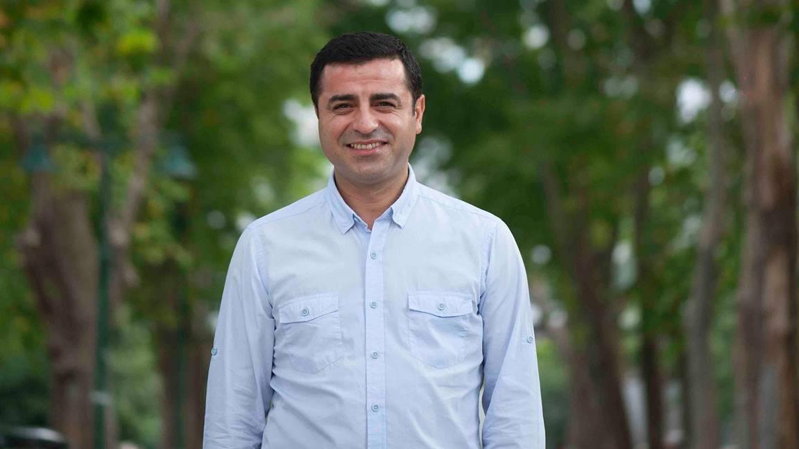 Selahattin Demirtaş: 'Bu seçim önemli değil' diyen kim olursa olsun asla inanmayın, seçim kampanyasında aktif görev alın