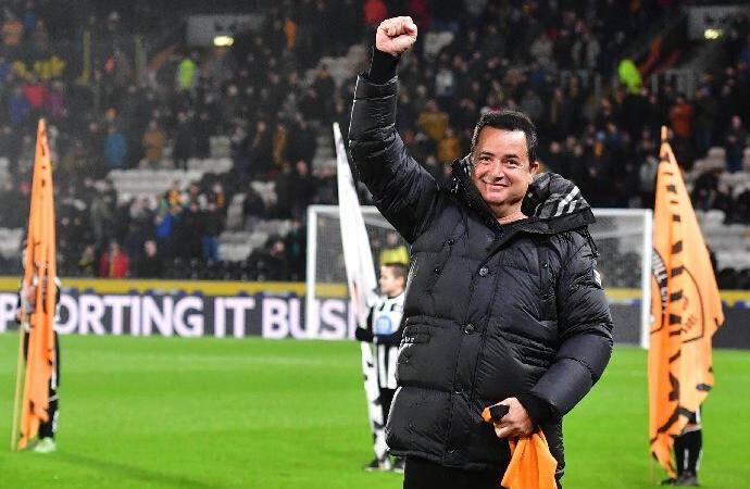 Hull City, "anlaştık" dediği Pedro Martins'le anlaşamadı