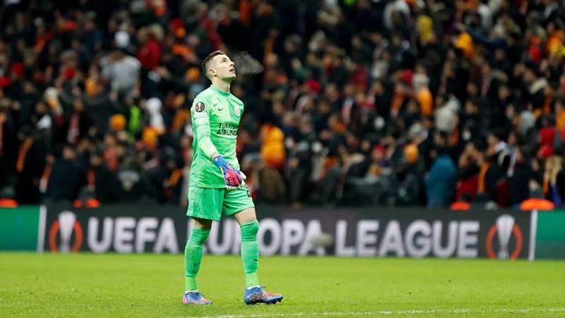 Galatasaray'da Muslera'nın yerine Inaki Pena iddiası!