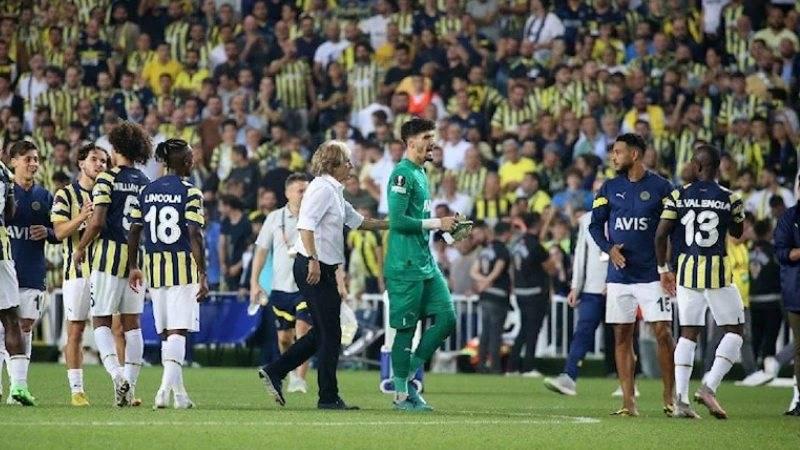 Jorge Jesus'dan Altay Bayındır'a destek: “Türkiye'nin en iyi kalecisi, 1 numaramız sensin"