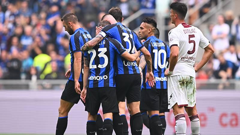 Inter, üç puanı iki golle aldı