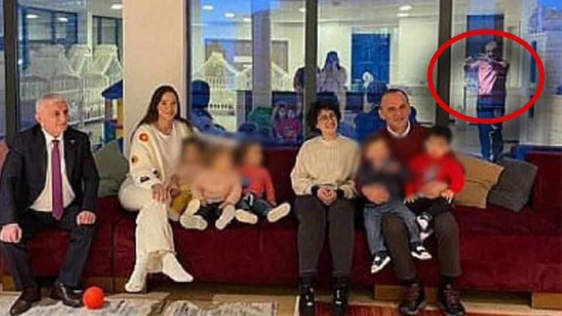 Galip Öztürk'ün aile fotoğrafını çeken kişinin hâkim olduğunu ortaya çıkarmıştı; gazeteci Berat Gonca’ya para cezası