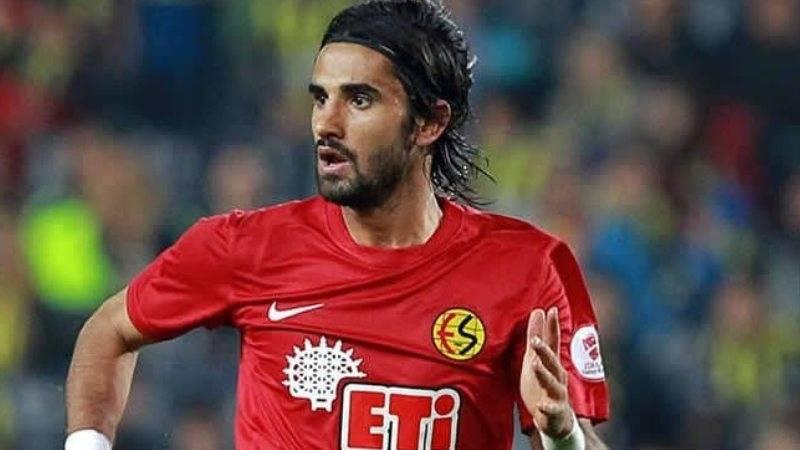 Alper Potuk’tan Eskişehirspor'a 100 bin liralık destek