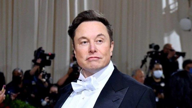 Bloomberg: Elon Musk, satın aldığı Twitter'ın CEO'su olmayı ve 'ömürlük' cezaları kaldırmayı planlıyor